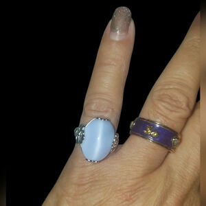 Vintage 80s Avon Blue Faux Moonstone Victorian Splendor Silvertone Ring